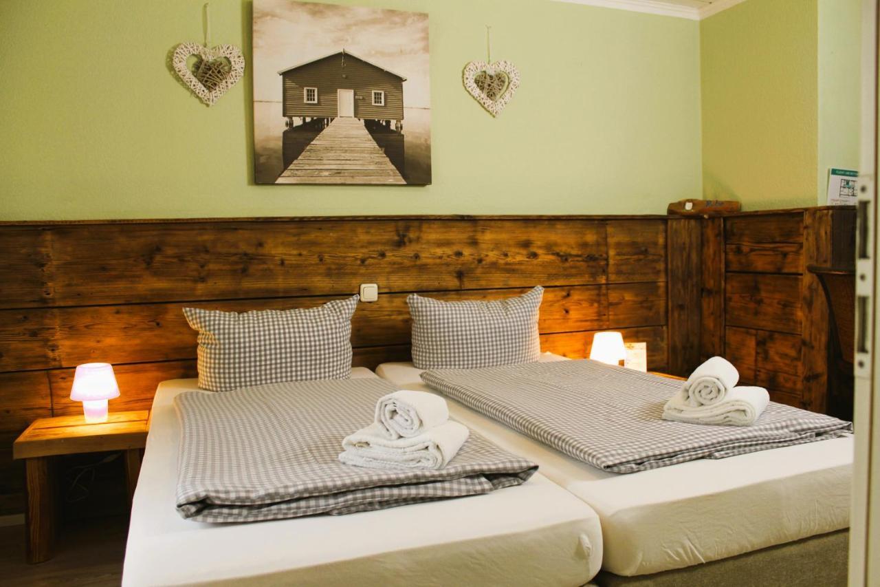Haus Am Bach - Gemuetliche Pension 2*